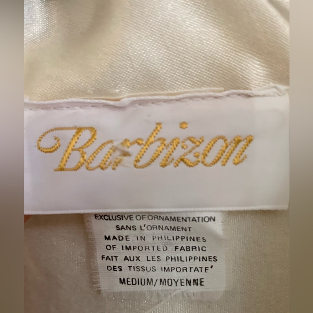Vintage Barbizan Night gown / Night dress White Satin Lined Sz Medium NICE - Picture 10 of 10